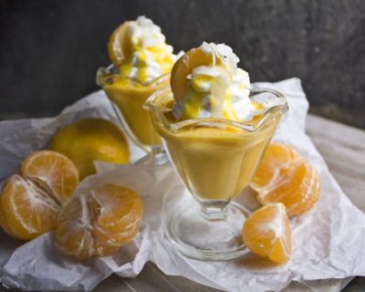 Cremiger Mango-Mandarinen-Pudding