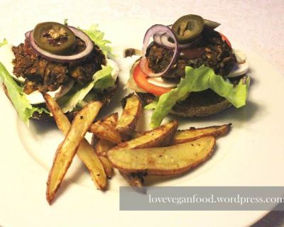 Leichte Auberginen-Burger mit Steak-Fries