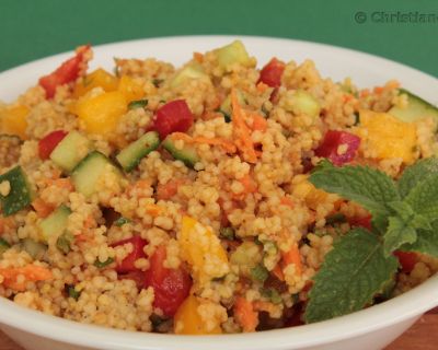 Vegan MoFo (27): Marokkanischer Couscous-Salat