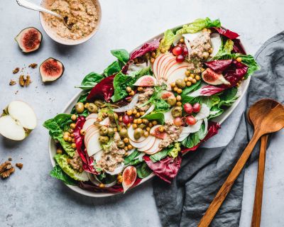 Herbstsalat mit Next Level Walnuss-Miso-Dressing