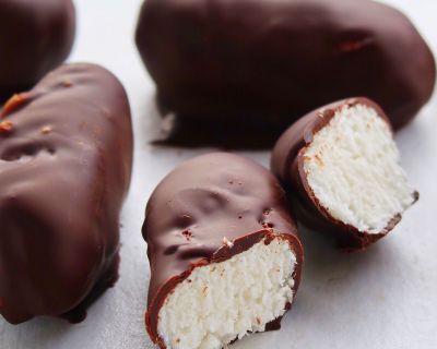 HOMEMADE CHOCOLATE BOUNTY BARS