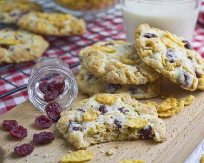 Cornflakes-Cranberry-Cookies