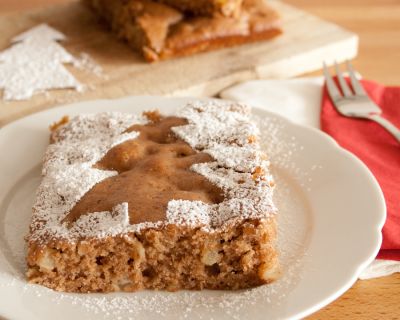 Weihnachtlicher Apfel-Zimt-Blechkuchen