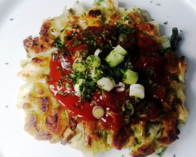 Okonomiyaki お好み焼き (Gemüsepfannkuchen)