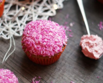 Pinke Cupcakes, natürlich gefärbt
