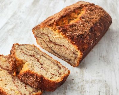 Saftiges veganes Bananenbrot mit Zimt