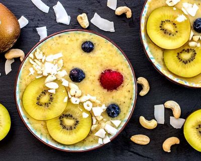 SunGold Kiwi Smoothie Bowl