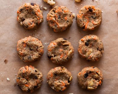 (NO-BAKE) CARROT CAKE KRINGLE COOKIES